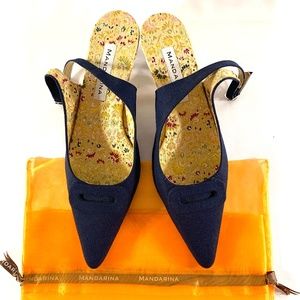 Mandarina Navy Blue Pointy Slingbacks Brocade Lining size 9 Kitten Heel Tweed